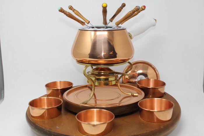 Copper fondue set with accessories on wooden tray - Brass, Copper
