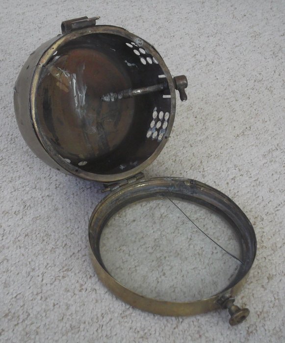Antique brass car headlight - - - 1905 - Catawiki