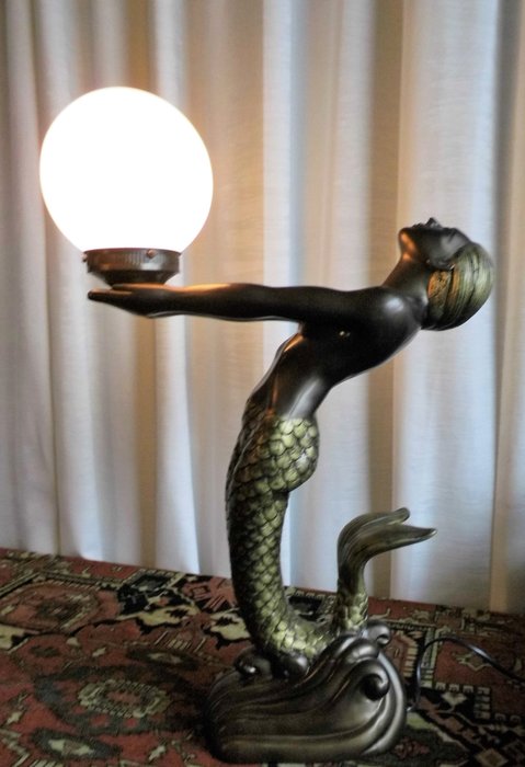 Mermaid lamp in art deco style - Composite