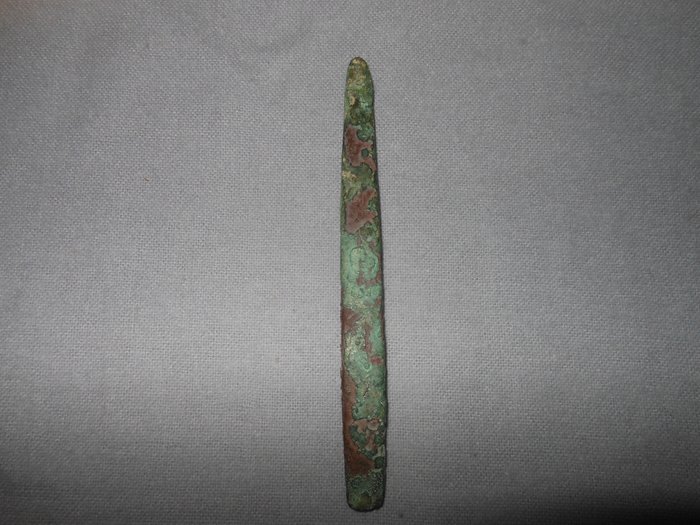 Prähistorisch, Bronzezeit Bronze Meißel - 0×0×10 cm - (1)