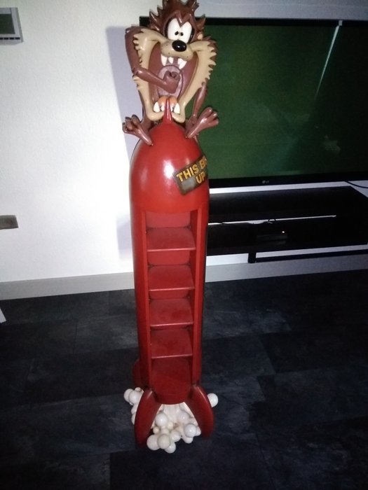 Looney Tunes - Tasmanian Devil aka Taz - Warner Bros. - Large statue with compartments - 160cm tall Taz on Rocket