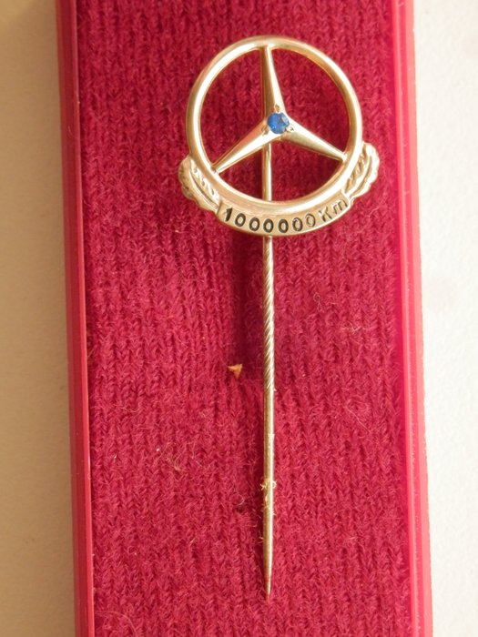 Mercedes - Golden pin 1.000.000 km - 1 - .333 (8 kt) guld