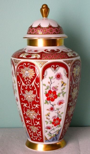 Johann Seltmann  - Bavaria Vohenstrauss - Vase - Porcelaine
