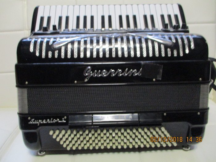 Guerrini - Guerrini Superior – Double Cassotto 41 key/120 Bass Piano Accordion - Harmonikka