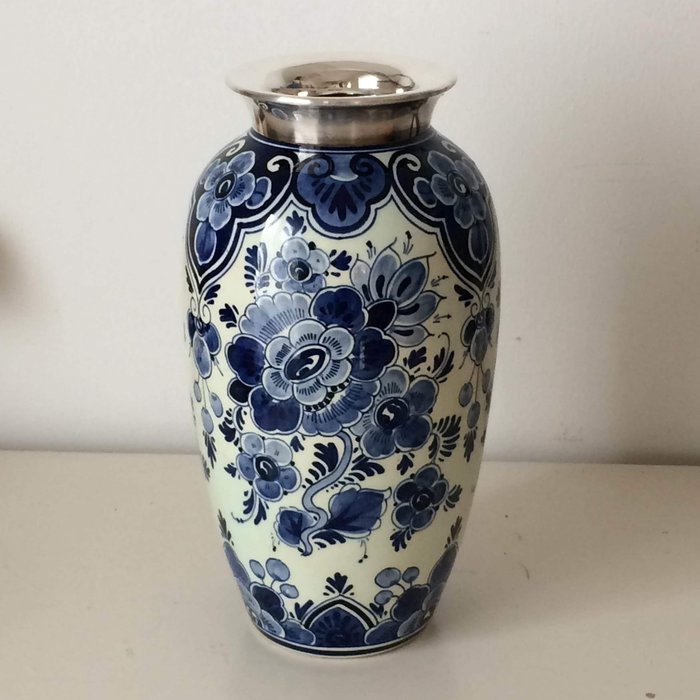 Regina - Vase - .925 silver, Earthenware