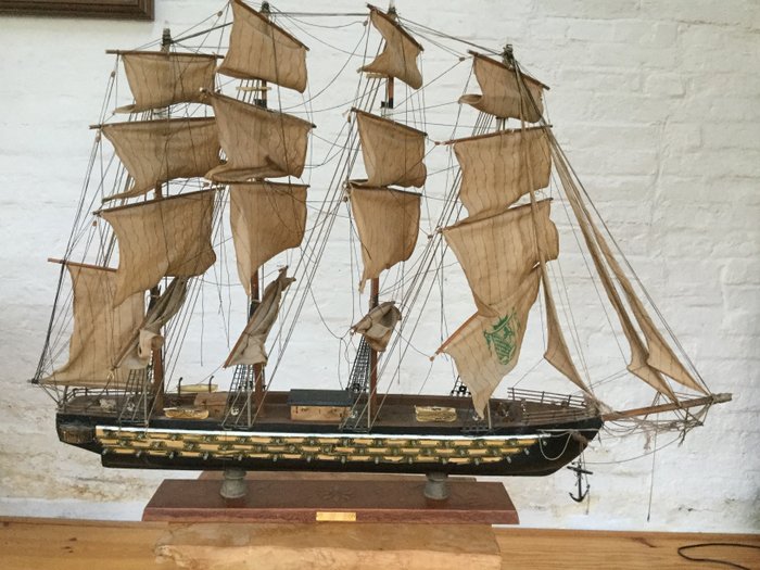 Fragata espanola ano 1780 buque modelo - Madera