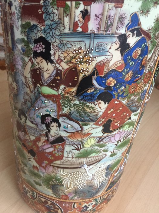 Carrinho de guarda-chuva - Estilo Satsuma, decorativo - Porcelana - China - Segunda metade do século XX
