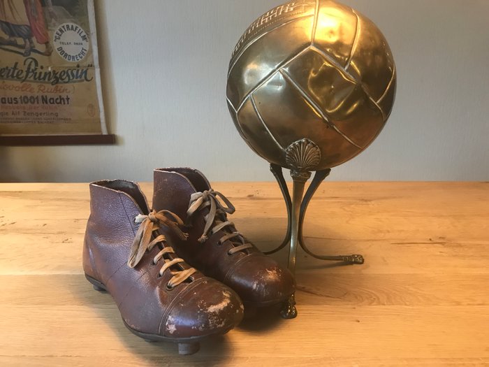 scarpe calcio anni 30