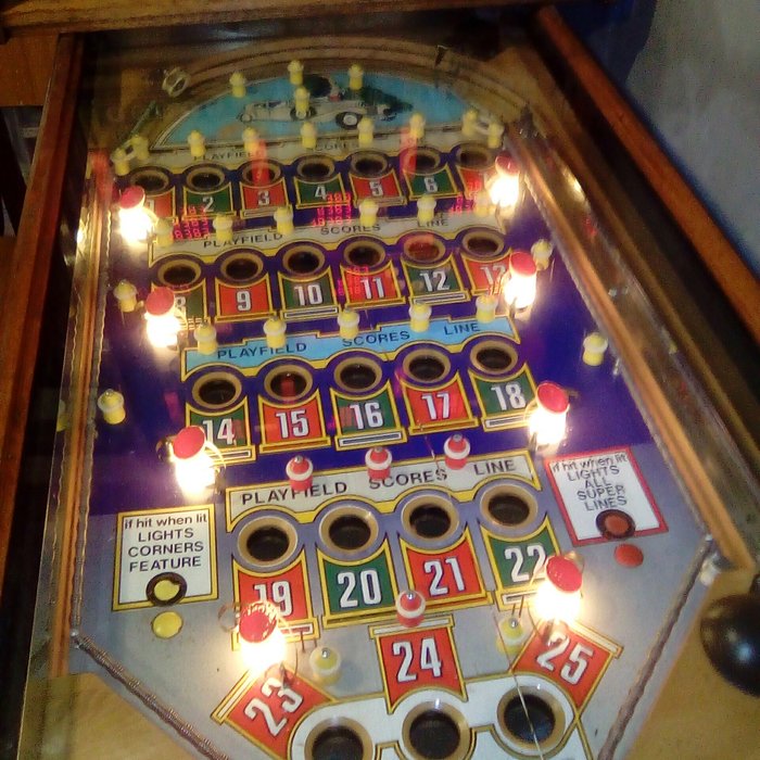 Bingo pinball machine