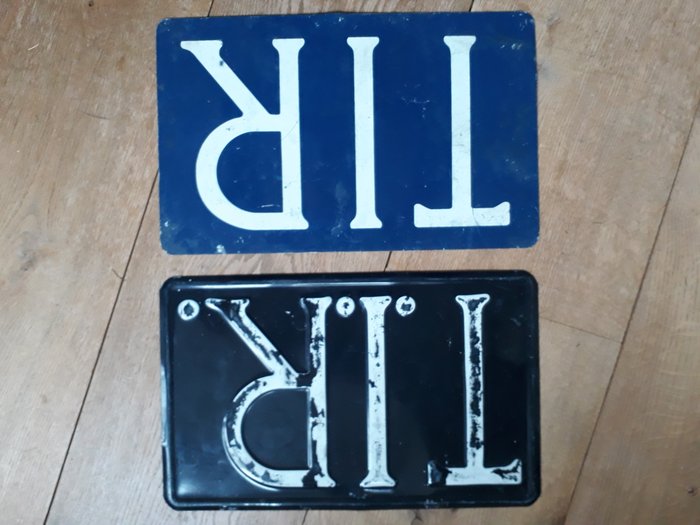 Number plate - TIR - 1980 (2 items) 