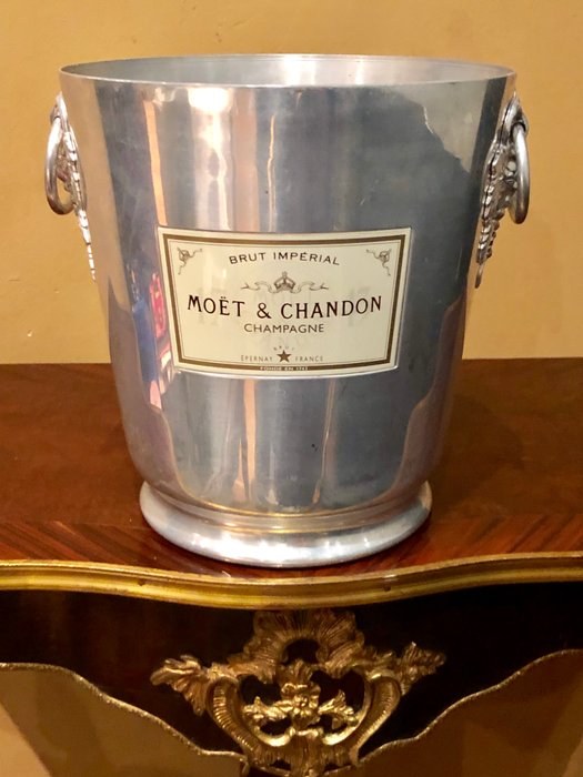 一款非常罕見的MOET CHANDON冰桶冷卻器 - 適用於1980年左右鍍銀的香檳 - 西班牙 - 1950-1999
