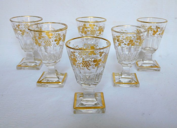 Baccarat - 6 szklanek likieru pozłacanych drobnym złotem - Kryształ