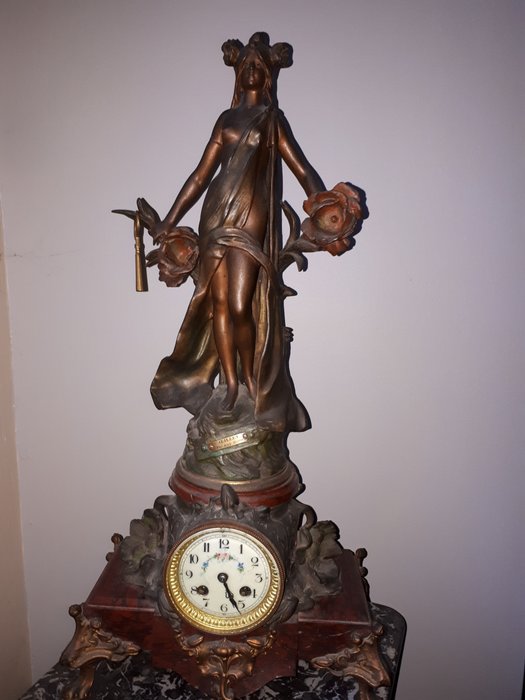 August Moreau - Mantel clock