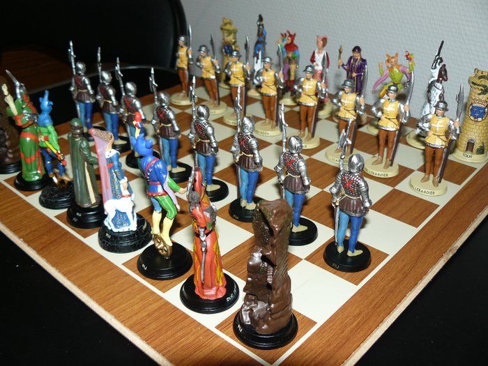 Chess set - Bly