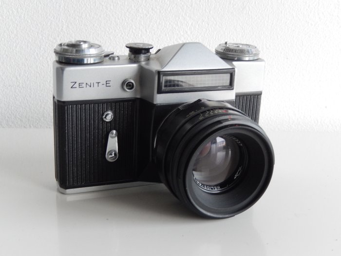 Zenit-E camera uit 1965 - Zenit