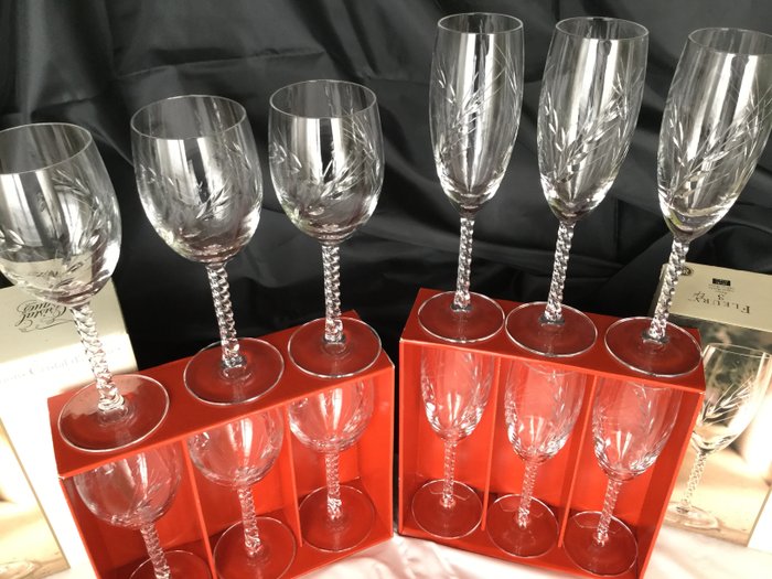 CRISTAL D’ARQUES  “taille epi”  - 12 cut crystal glasses - Crystal