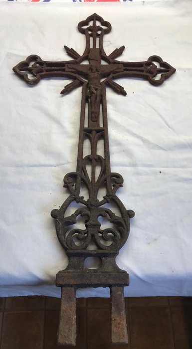 法国铸铁十字架耶稣 - 铁（铸／锻）