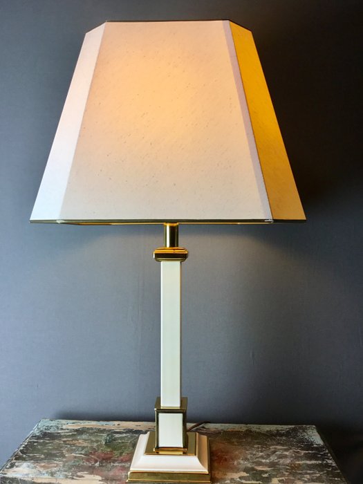 Kullmann - Kullmann Lampe im klassischen Stil