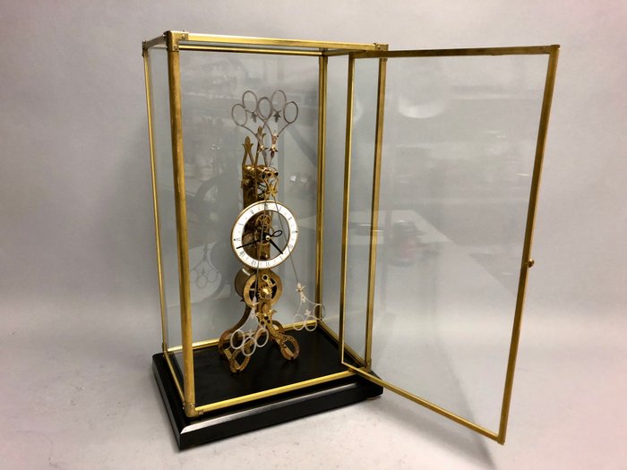 Unique skeleton clock, so-called scissor clock, the hands and pendulum are scissors, dial with scissors - 21st century - 1 year warranty