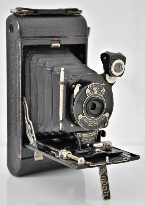1926   EASTMAN   'No. 1 Pocket Kodak'  Folding Camera.