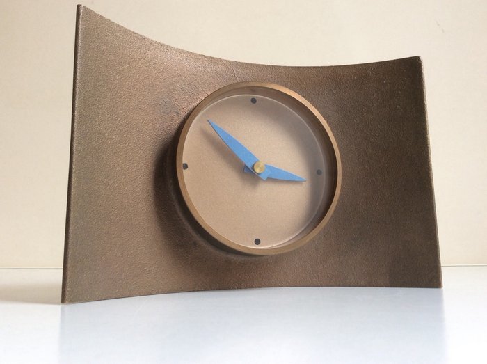 Paul Schudel for Designum - bronze clock commissioned by the "Koninklijke PTT Nederland" (Royal Postal Services of the Netherlands)