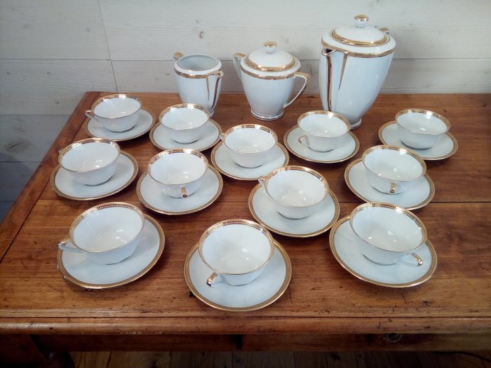 René Caire Limoges France - Porcelain Art - Tea/Coffee service - 27 pieces / 12 people