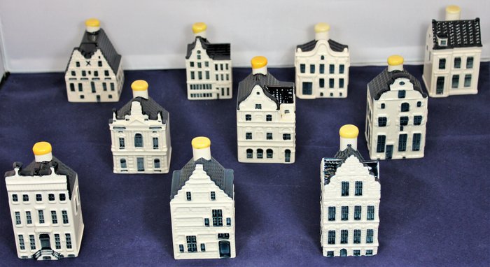 10 KLM Delft Blue Business class houses - Bols high numbers - # 81 to 98 - including “Penha huis Curacao” and the newest house 98!