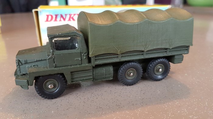 Dinky Toys - Military truck Berliet Gazelle - 824