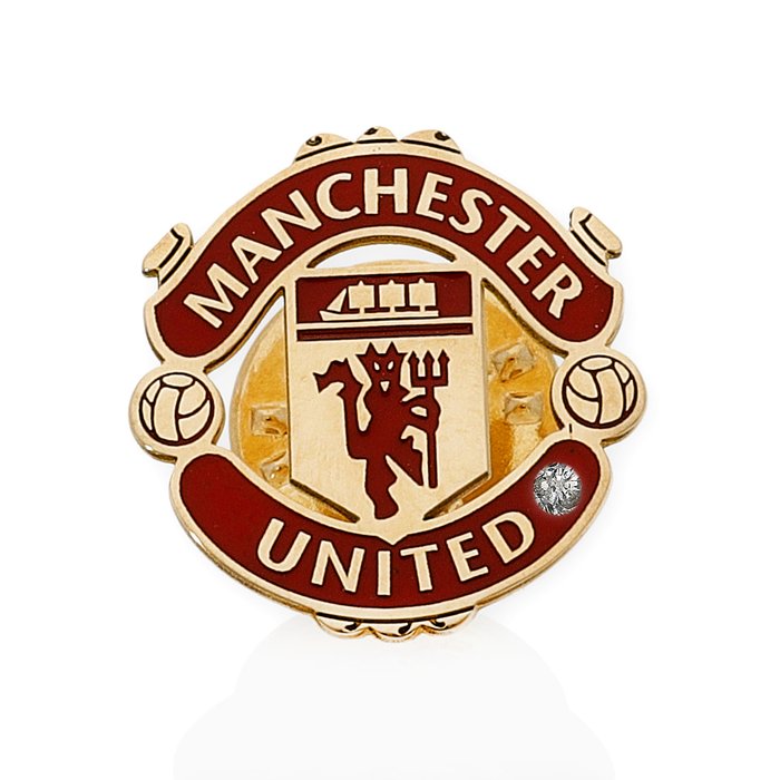 Manchester United Crest enameled made in 18 kt (.750) Yellow Gold with ...