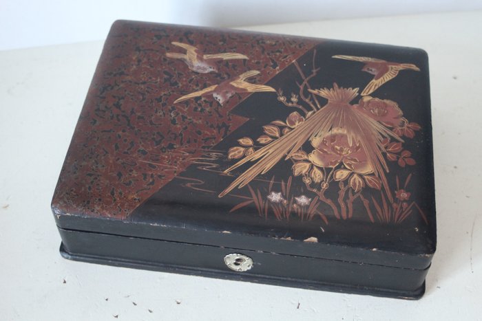 Antique lacquer box with bone chips – Japan – c. 1900