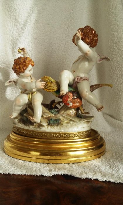 Porcelana Policromada de Algora - Figura de angeles