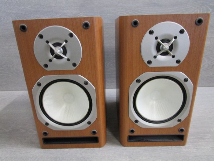 Onkyo - D-N7BX -  Loudspeakers