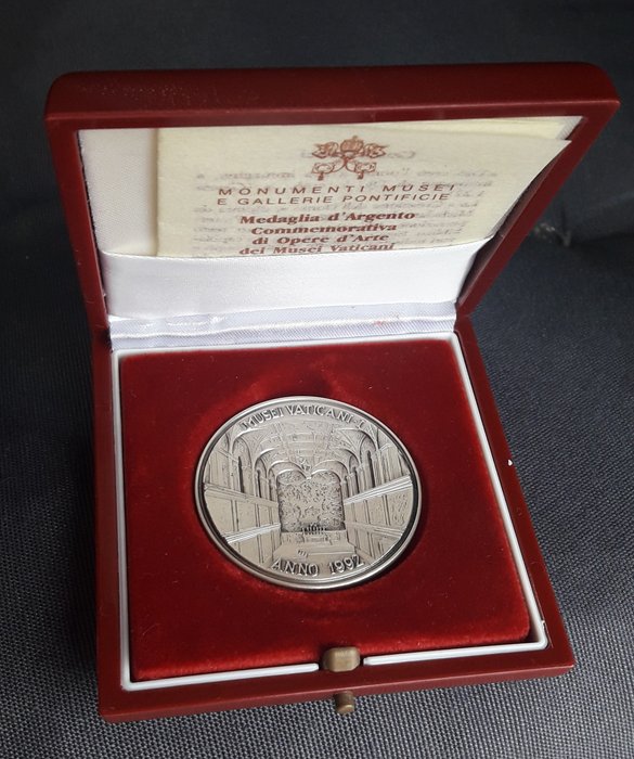 Vatican - Commemorative Medal 1992 'Vatican Museums - Michelangelo' - silver