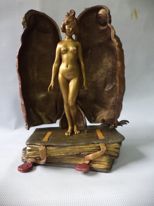 Franz Xaver Bergman / Namgreb (1861 – 1936) - cold-painted Viennese erotic bronze of an owl with in it a nude woman - Austria - early 20th century