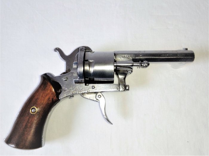 Pinfire revolver 7 mm Lefaucheux from 1860