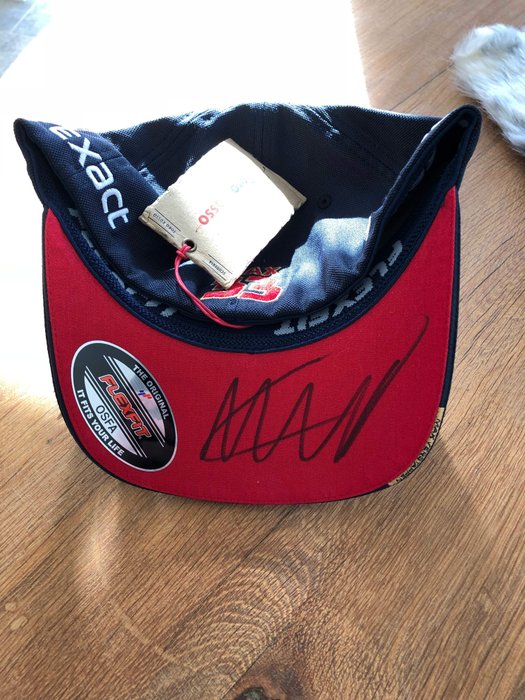 Max Verstappen autographed Toro Rosso cap