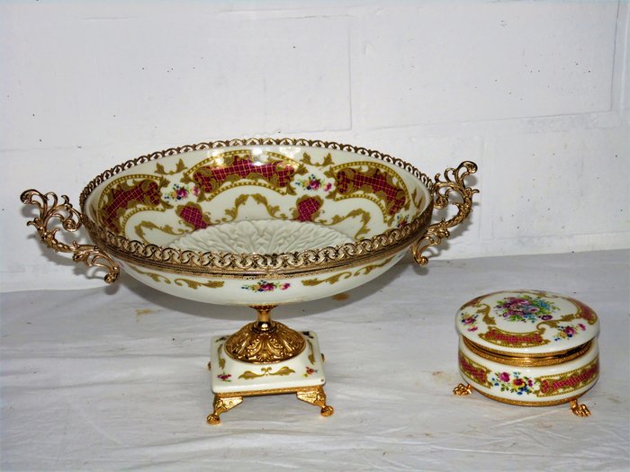 Vintage Alfa Ceramic high bowl and lidded box