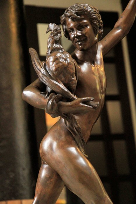 Alexandre Falguière (1831 - 1900) - Thiébault Frères founder Paris - “ Le vainqueur au combat de coqs” - Bronze statue  -19th century
