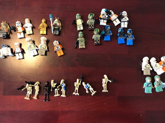 33 Lego poppetjes Star Wars met zeldzame! 