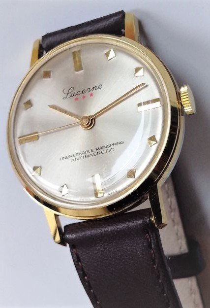 Lucerne Watch- Swiss - NOS - Masculin - 1970-1979
