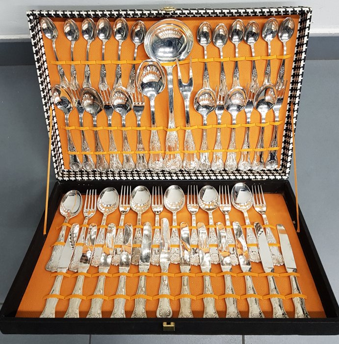 Antique vintage 800/1000 silver plated cutlery set