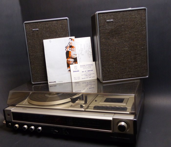 Vintage radio phono cassette PHILIPS 22 AH 970 + Paire d'enceinte 22 AH 460/118 (Fin des années 70)