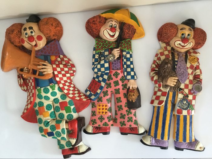 3 Vintage Spanish Art Pottery clowns Ceramica Marquez Aracena - Spain with stamps