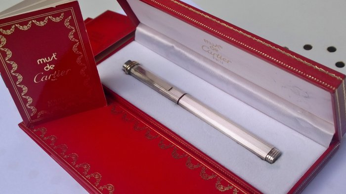 Cartier Paris silver-plated fountain pen, never used in good condition
