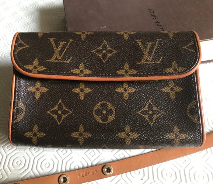Louis Vuitton Belt pouch