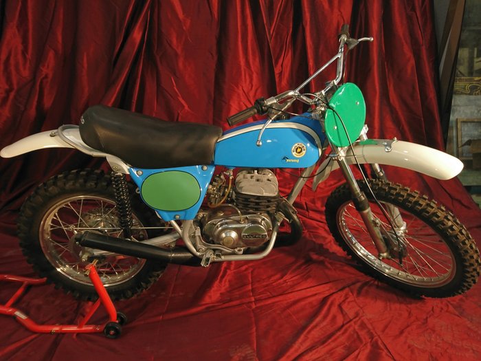 Bultaco  - Pursang MK8 - 250 cc - 1974