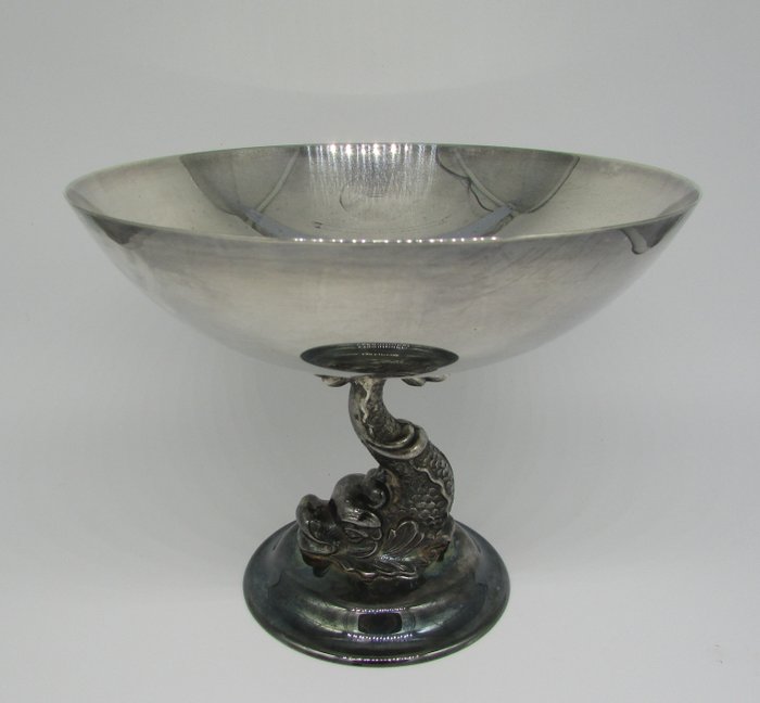 Silver plated metal cup signed ‘Meneses Spain’ with a fish-shaped stem.