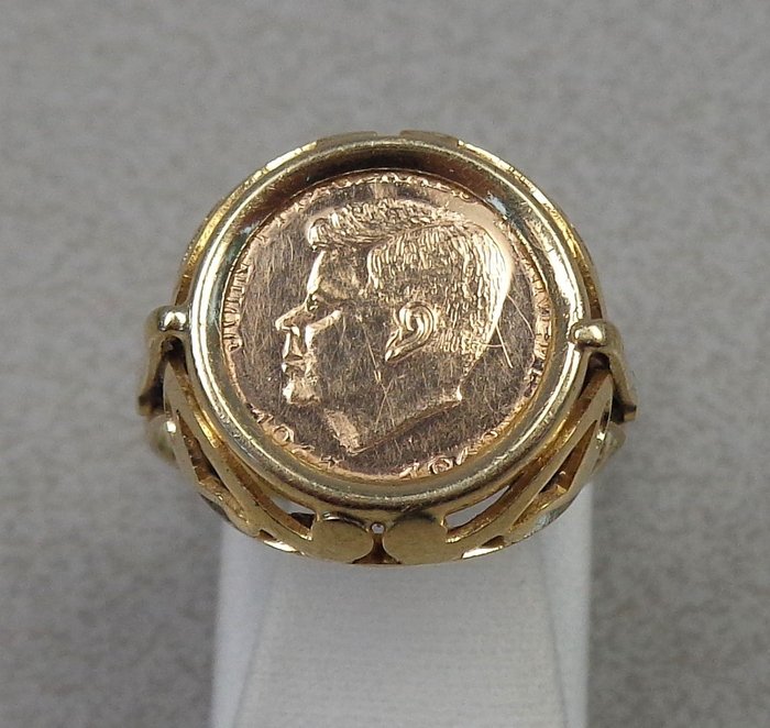 14K gold ring with John F. Kennedy coin.