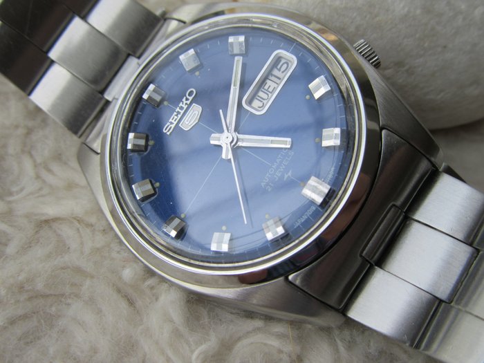 Seiko - 5 Blue Dial Automatic Watch - 714130 - Men - 1990-1999 - Catawiki