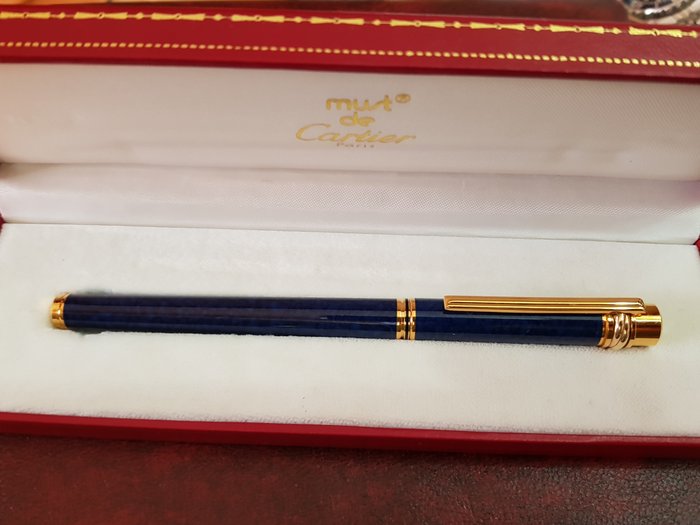 Cartier - Le Must de Cartier Trinity 3 ors Blue Royale Lacquer fountain Pen